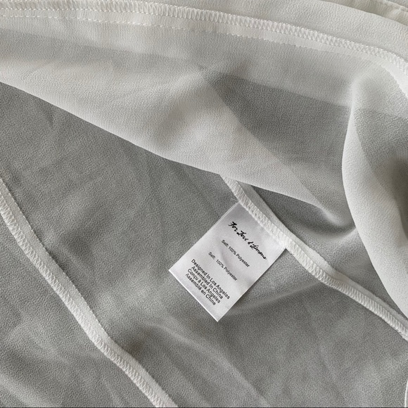 SOLD❤️‍🔥 La Simone Neck Tie Blouse 👚 - Picture 6 of 6